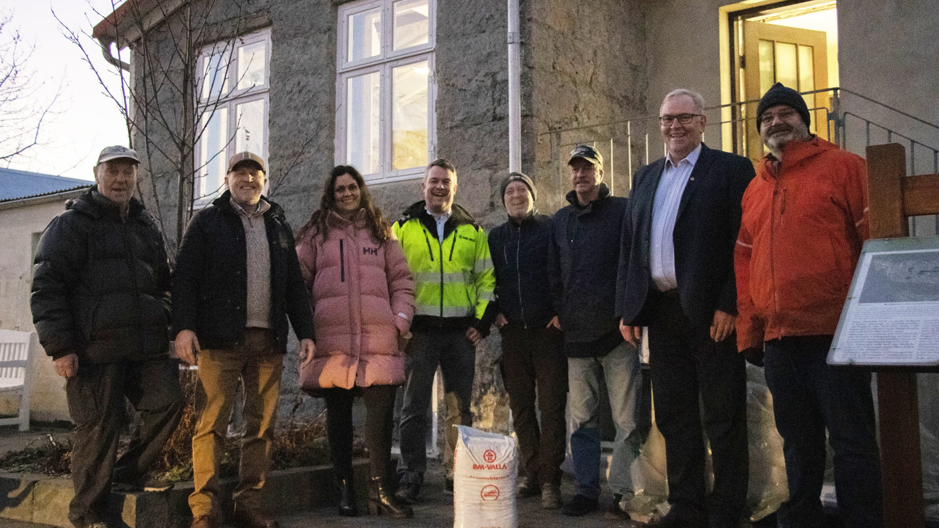 BM Vallá styrkir endurgerð Kópavogsbúsins.